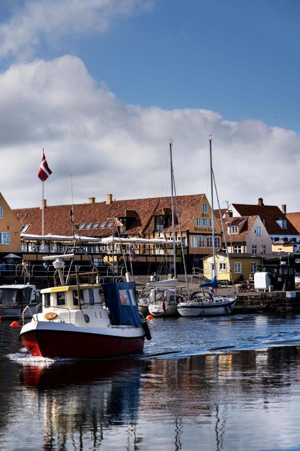 Hotel Siemsens Gaard Svaneke Exteriör bild